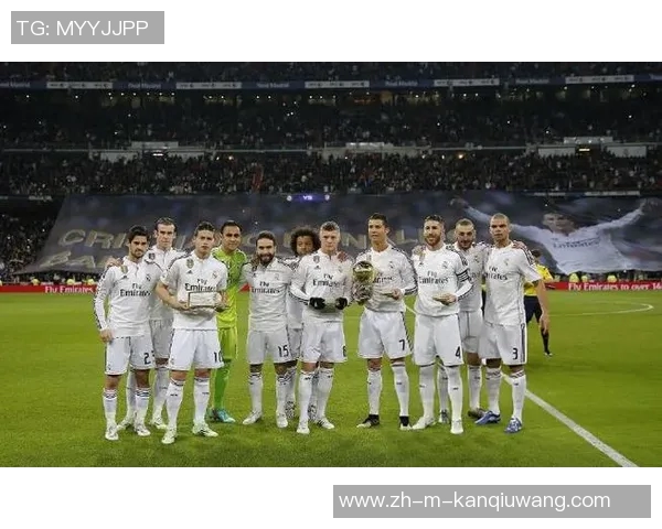 巅峰对决j罗与莱万谁能在绿茵场上书写传奇篇章